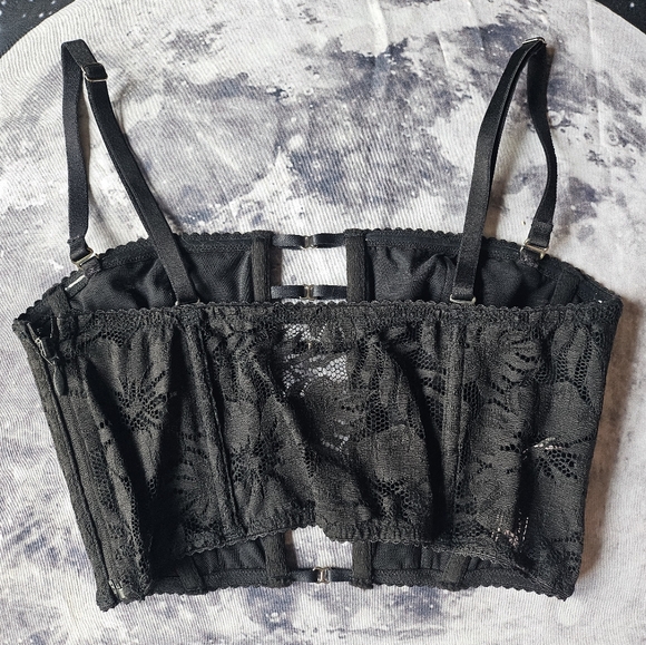 Victoria's Secret Malibu Bustier - Picture 3 of 7